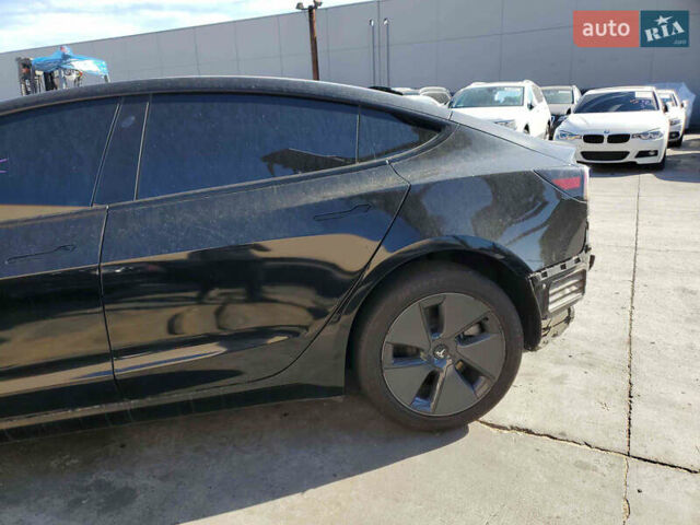 Черный Тесла Модель 3, объемом двигателя 0 л и пробегом 120 тыс. км за 10000 $, фото 1 на Automoto.ua