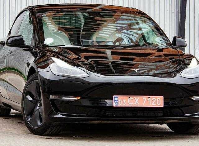 Чорний Тесла Модель 3, об'ємом двигуна 0 л та пробігом 98 тис. км за 17500 $, фото 1 на Automoto.ua