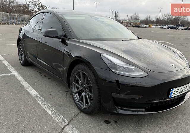 Черный Тесла Модель 3, объемом двигателя 0 л и пробегом 55 тыс. км за 19900 $, фото 1 на Automoto.ua
