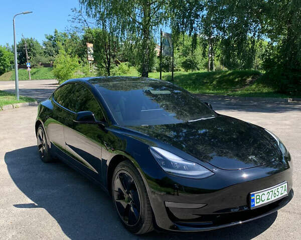 Чорний Тесла Модель 3, об'ємом двигуна 0 л та пробігом 53 тис. км за 22000 $, фото 1 на Automoto.ua