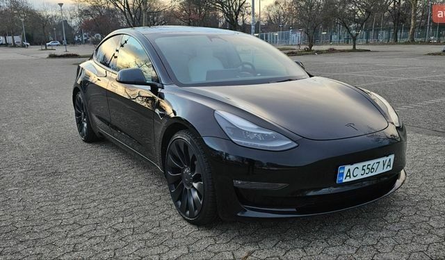 Черный Тесла Модель 3, объемом двигателя 0 л и пробегом 45 тыс. км за 26013 $, фото 1 на Automoto.ua