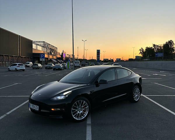 Черный Тесла Модель 3, объемом двигателя 0 л и пробегом 61 тыс. км за 19500 $, фото 1 на Automoto.ua