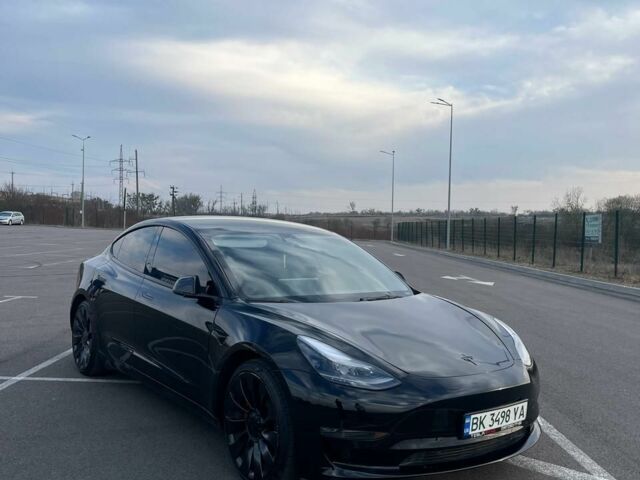 Чорний Тесла Модель 3, об'ємом двигуна 0 л та пробігом 44 тис. км за 25500 $, фото 1 на Automoto.ua