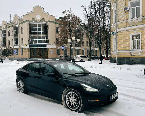 Черный Тесла Модель 3, объемом двигателя 0 л и пробегом 19 тыс. км за 23000 $, фото 1 на Automoto.ua