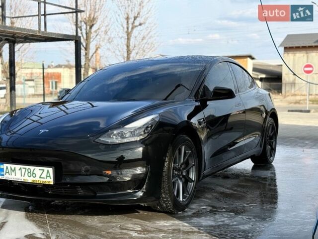 Черный Тесла Модель 3, объемом двигателя 0 л и пробегом 41 тыс. км за 22000 $, фото 1 на Automoto.ua