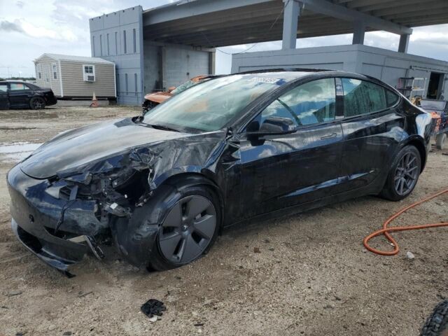 Чорний Тесла Модель 3, об'ємом двигуна 0 л та пробігом 122 тис. км за 11900 $, фото 1 на Automoto.ua