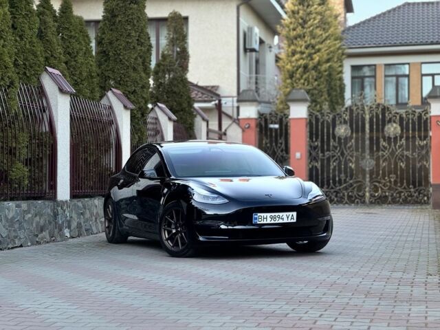 Черный Тесла Модель 3, объемом двигателя 0 л и пробегом 37 тыс. км за 19500 $, фото 1 на Automoto.ua