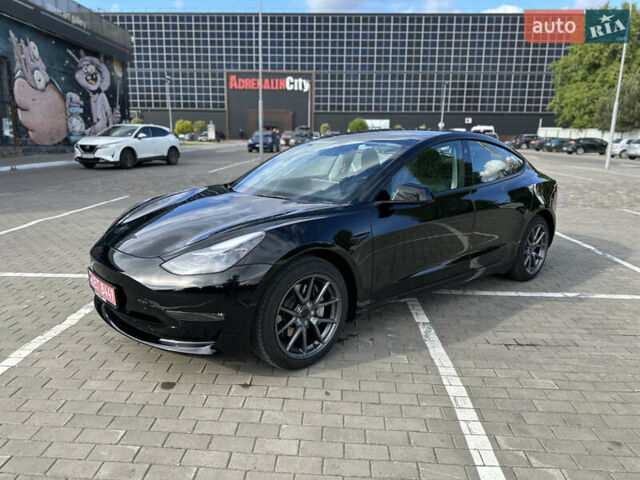 Чорний Тесла Модель 3, об'ємом двигуна 0 л та пробігом 127 тис. км за 21500 $, фото 1 на Automoto.ua