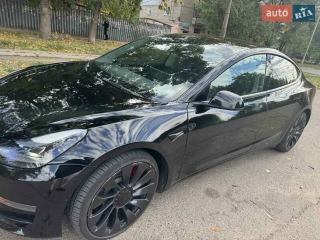 Чорний Тесла Модель 3, об'ємом двигуна 0 л та пробігом 112 тис. км за 24999 $, фото 1 на Automoto.ua