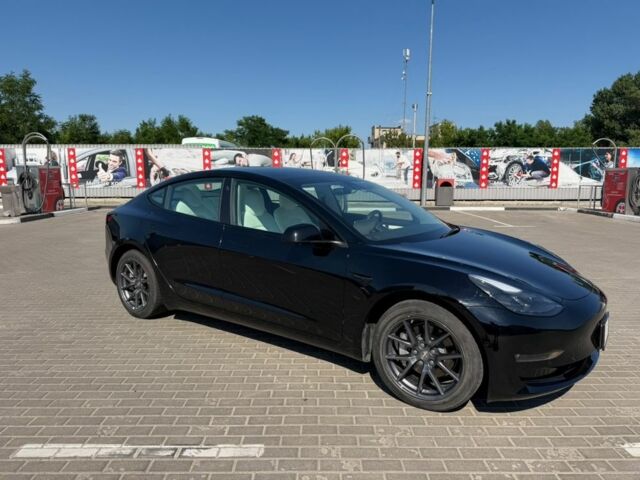 Чорний Тесла Модель 3, об'ємом двигуна 0 л та пробігом 86 тис. км за 23500 $, фото 1 на Automoto.ua