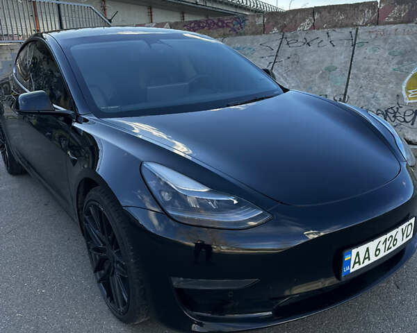Чорний Тесла Модель 3, об'ємом двигуна 0 л та пробігом 96 тис. км за 22000 $, фото 1 на Automoto.ua