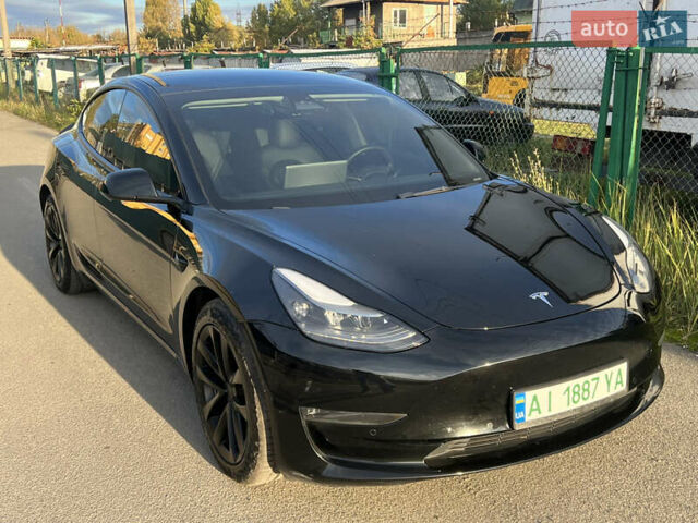 Тесла Модель 3 2022 у Києві на Automoto.ua Чорний Тесла Модель 3, об'ємом двигуна 0 л та пробігом 56 тис. км за 22500 $, фото 1 на Automoto.ua
