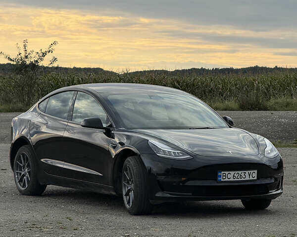 Черный Тесла Модель 3, объемом двигателя 0 л и пробегом 20 тыс. км за 25000 $, фото 1 на Automoto.ua