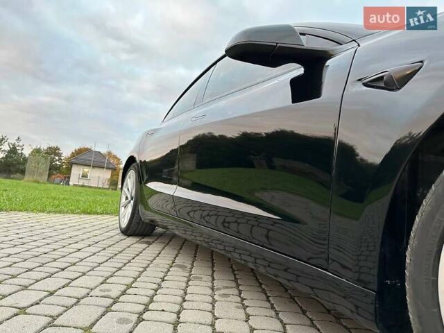 Черный Тесла Модель 3, объемом двигателя 0 л и пробегом 70 тыс. км за 17400 $, фото 1 на Automoto.ua