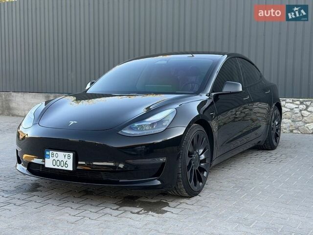 Черный Тесла Модель 3, объемом двигателя 0 л и пробегом 40 тыс. км за 24000 $, фото 1 на Automoto.ua