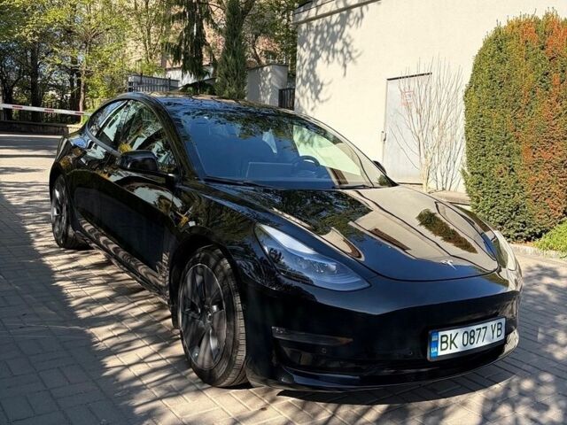 Черный Тесла Модель 3, объемом двигателя 0 л и пробегом 96 тыс. км за 20700 $, фото 1 на Automoto.ua