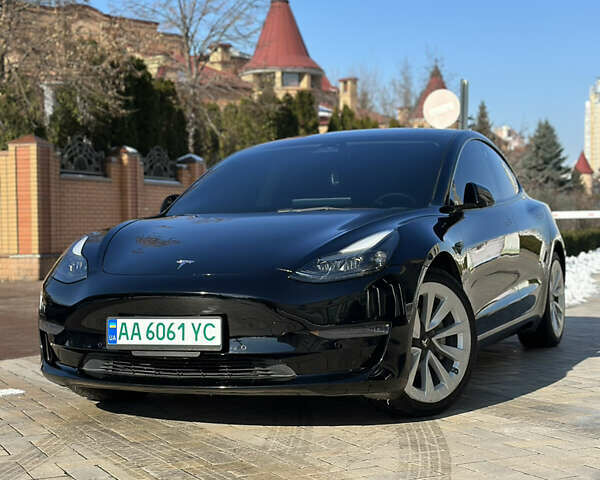 Чорний Тесла Модель 3, об'ємом двигуна 0 л та пробігом 157 тис. км за 17500 $, фото 1 на Automoto.ua