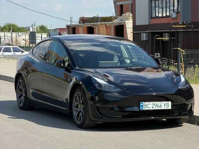 Чорний Тесла Модель 3, об'ємом двигуна 0 л та пробігом 98 тис. км за 21500 $, фото 1 на Automoto.ua