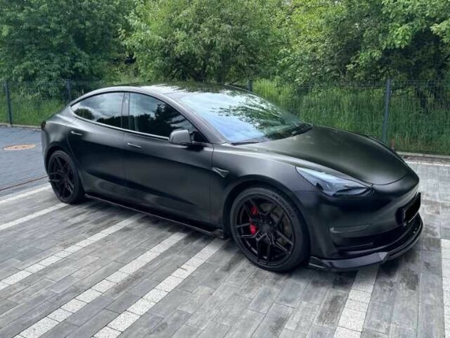 Черный Тесла Модель 3, объемом двигателя 0 л и пробегом 62 тыс. км за 14900 $, фото 1 на Automoto.ua