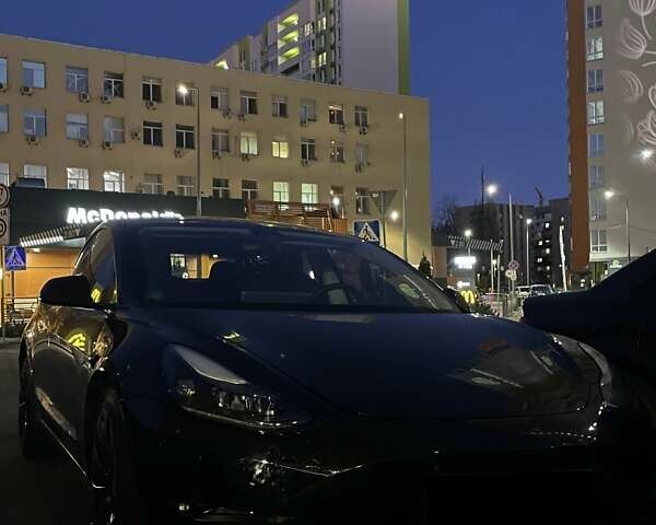 Черный Тесла Модель 3, объемом двигателя 0 л и пробегом 35 тыс. км за 23000 $, фото 1 на Automoto.ua