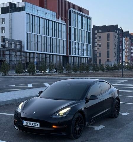 Черный Тесла Модель 3, объемом двигателя 0 л и пробегом 176 тыс. км за 17900 $, фото 1 на Automoto.ua