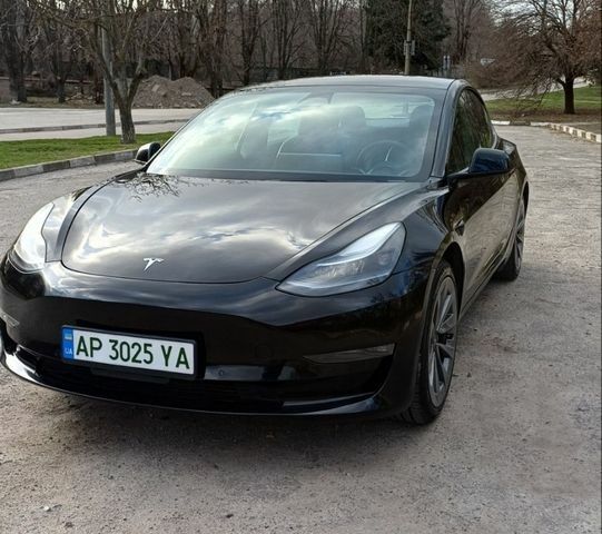 Черный Тесла Модель 3, объемом двигателя 0 л и пробегом 154 тыс. км за 20800 $, фото 1 на Automoto.ua