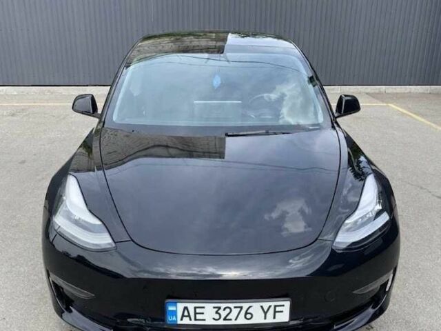 Черный Тесла Модель 3, объемом двигателя 0 л и пробегом 112 тыс. км за 17500 $, фото 1 на Automoto.ua