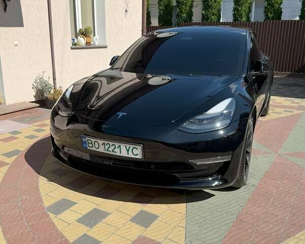 Черный Тесла Модель 3, объемом двигателя 0 л и пробегом 41 тыс. км за 24500 $, фото 1 на Automoto.ua