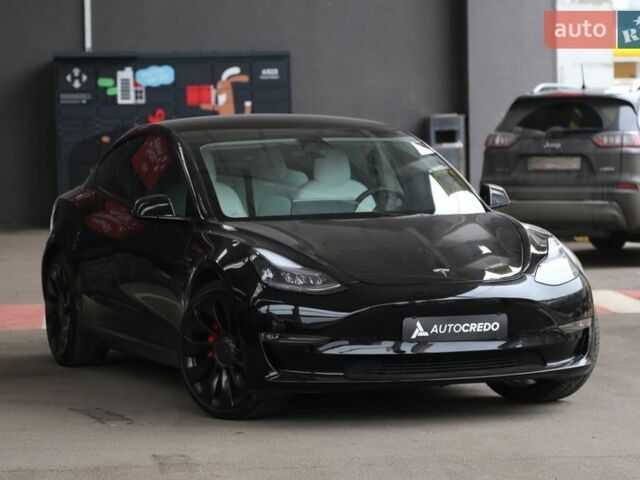 Черный Тесла Модель 3, объемом двигателя 0 л и пробегом 38 тыс. км за 25000 $, фото 1 на Automoto.ua