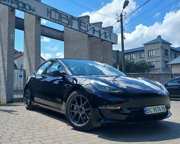 Черный Тесла Модель 3, объемом двигателя 0 л и пробегом 50 тыс. км за 20490 $, фото 1 на Automoto.ua