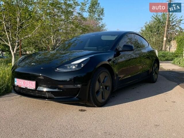 Черный Тесла Модель 3, объемом двигателя 0 л и пробегом 112 тыс. км за 23350 $, фото 1 на Automoto.ua
