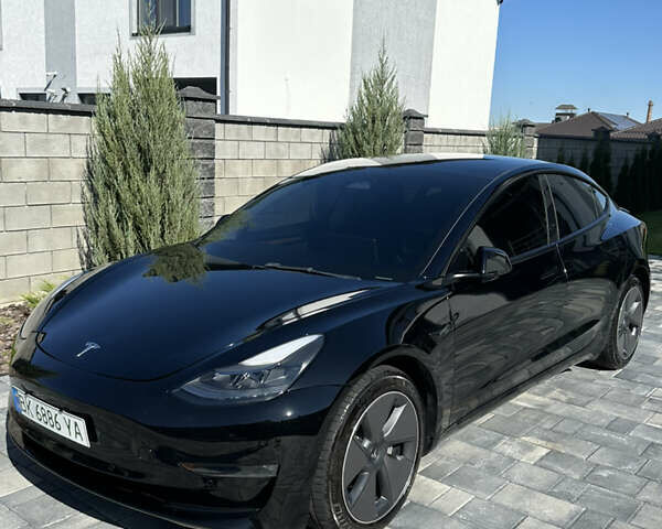 Чорний Тесла Модель 3, об'ємом двигуна 0 л та пробігом 57 тис. км за 20500 $, фото 1 на Automoto.ua