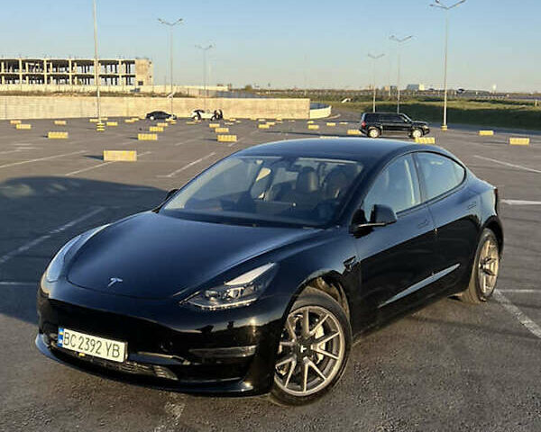 Черный Тесла Модель 3, объемом двигателя 0 л и пробегом 33 тыс. км за 23000 $, фото 1 на Automoto.ua