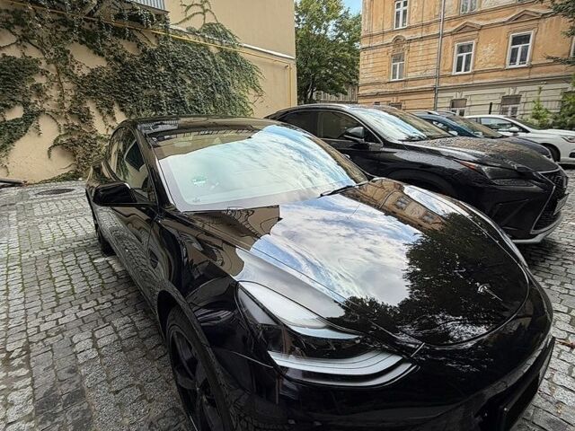 Черный Тесла Модель 3, объемом двигателя 0 л и пробегом 46 тыс. км за 23854 $, фото 1 на Automoto.ua