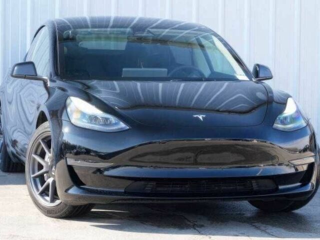Черный Тесла Модель 3, объемом двигателя 0 л и пробегом 15 тыс. км за 9900 $, фото 1 на Automoto.ua