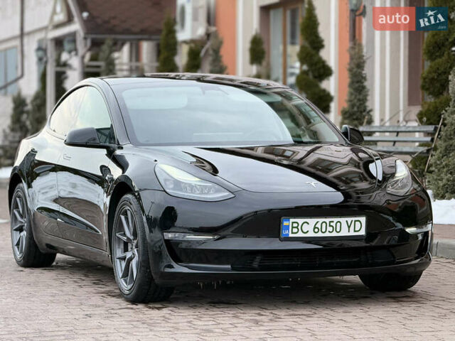 Черный Тесла Модель 3, объемом двигателя 0 л и пробегом 16 тыс. км за 19999 $, фото 1 на Automoto.ua