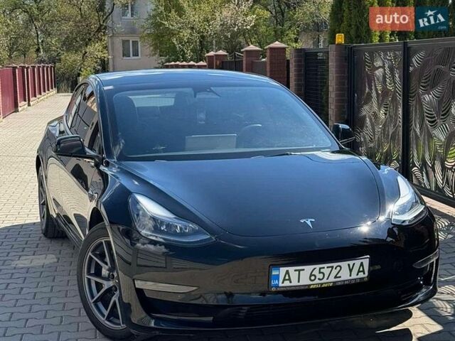 Чорний Тесла Модель 3, об'ємом двигуна 0 л та пробігом 48 тис. км за 18100 $, фото 1 на Automoto.ua