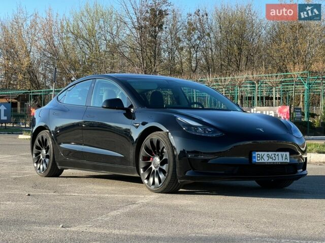 Черный Тесла Модель 3, объемом двигателя 0 л и пробегом 44 тыс. км за 29000 $, фото 1 на Automoto.ua
