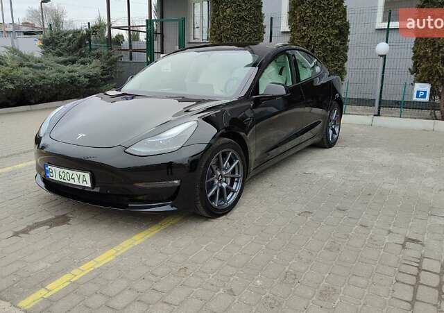 Черный Тесла Модель 3, объемом двигателя 0 л и пробегом 30 тыс. км за 20500 $, фото 1 на Automoto.ua