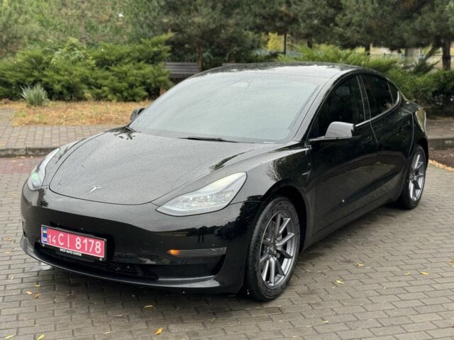 Чорний Тесла Модель 3, об'ємом двигуна 0 л та пробігом 38 тис. км за 21000 $, фото 1 на Automoto.ua