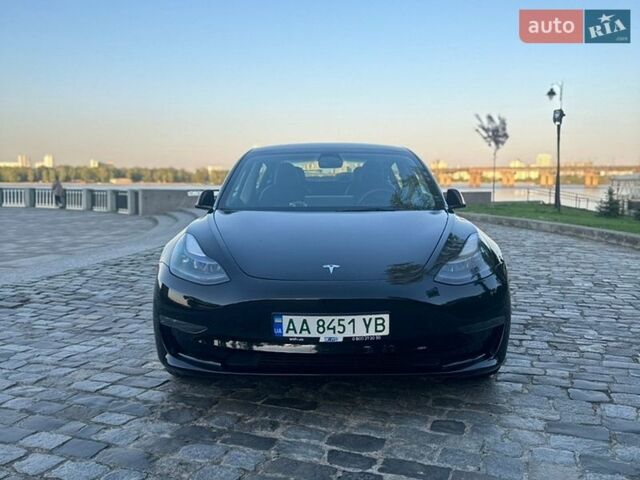 Черный Тесла Модель 3, объемом двигателя 0 л и пробегом 68 тыс. км за 21500 $, фото 1 на Automoto.ua