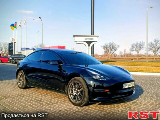 Черный Тесла Модель 3, объемом двигателя 0.19 л и пробегом 104 тыс. км за 16950 $, фото 1 на Automoto.ua