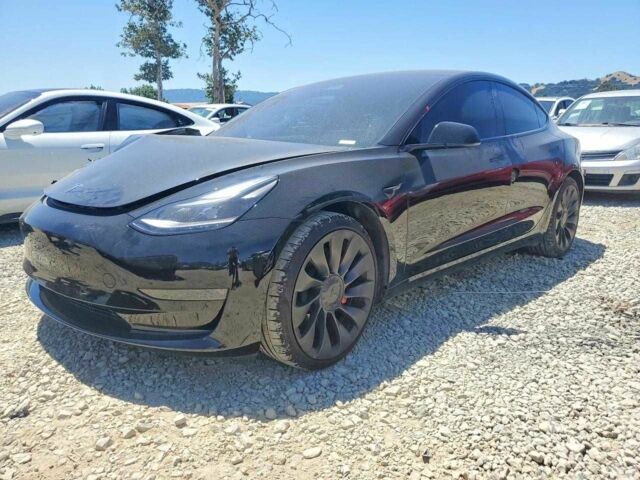 Чорний Тесла Модель 3, об'ємом двигуна 0 л та пробігом 25 тис. км за 7000 $, фото 1 на Automoto.ua