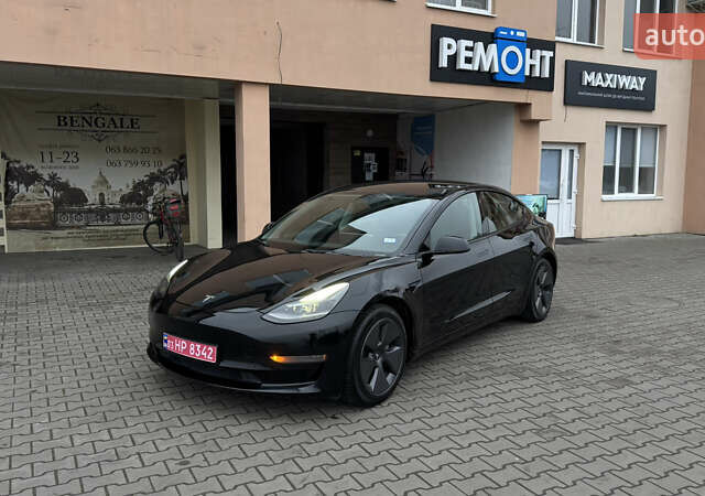 Чорний Тесла Модель 3, об'ємом двигуна 0 л та пробігом 172 тис. км за 16900 $, фото 1 на Automoto.ua