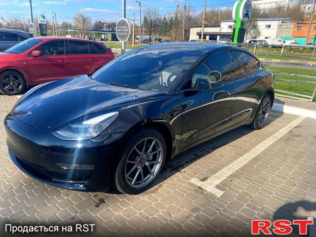Черный Тесла Модель 3, объемом двигателя 1 л и пробегом 15 тыс. км за 20600 $, фото 1 на Automoto.ua
