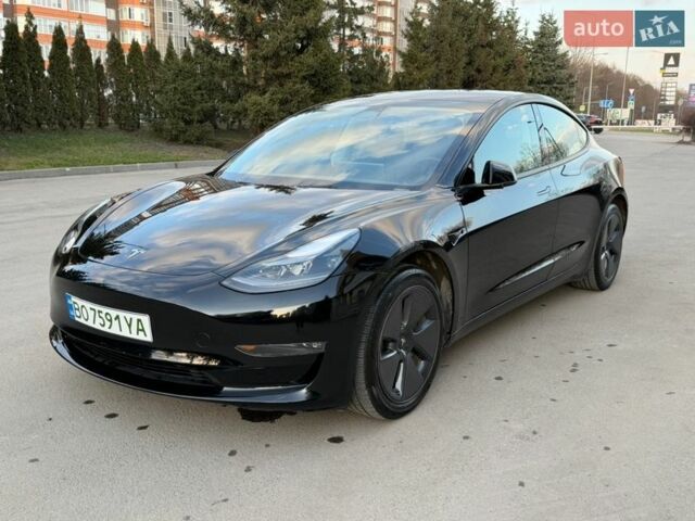 Чорний Тесла Модель 3, об'ємом двигуна 0 л та пробігом 40 тис. км за 22500 $, фото 1 на Automoto.ua