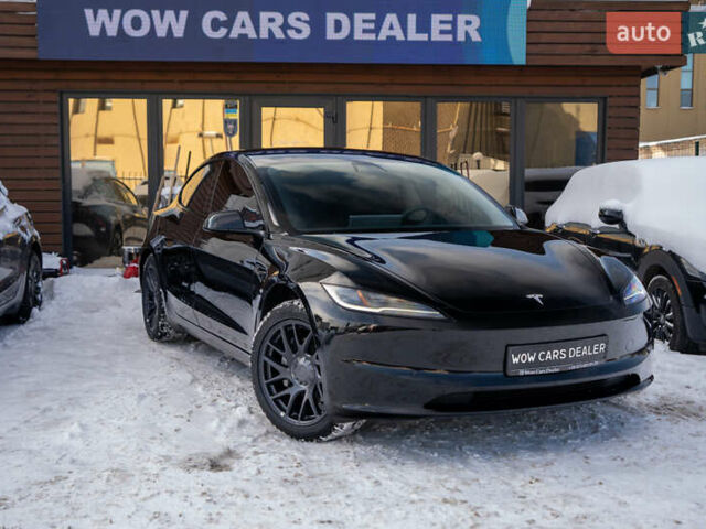 Черный Тесла Модель 3, объемом двигателя 0 л и пробегом 30 тыс. км за 24300 $, фото 1 на Automoto.ua