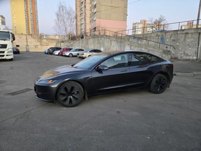Чорний Тесла Модель 3, об'ємом двигуна 0 л та пробігом 21 тис. км за 30000 $, фото 1 на Automoto.ua