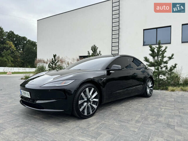 Чорний Тесла Модель 3, об'ємом двигуна 0 л та пробігом 2 тис. км за 32500 $, фото 1 на Automoto.ua