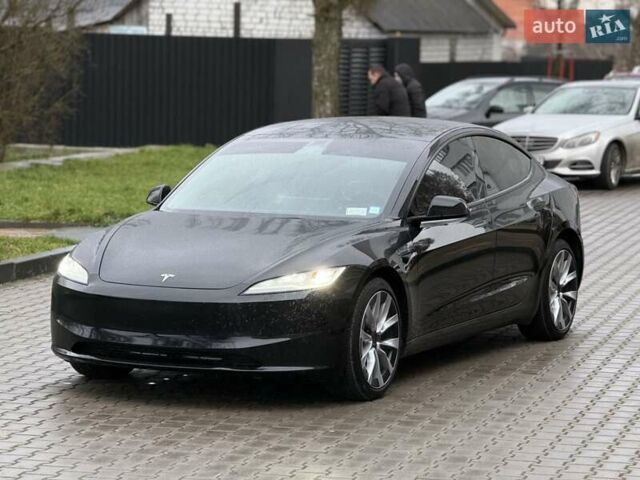Черный Тесла Модель 3, объемом двигателя 0 л и пробегом 8 тыс. км за 30999 $, фото 1 на Automoto.ua